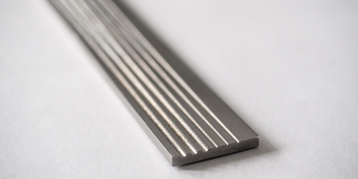 tiefe Präzisionsbohrungen mit Längen-Durchmesser-Verhältnissen bis zu 1:300